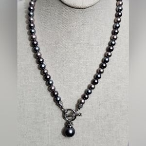 Latasia faux pearl Necklace neutral shades silvertone contemporary design EUC